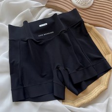 DIU 無痕大碼內褲安全褲二合一夏季防走光胖MM 200斤透氣平角打底褲女
