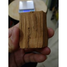 印度老山檀香 絕版老料 四十多年老料 印度老布袋裝 紅肉黑肉 重油 四剖料 車珠 掛件 雕刻 邁索爾 白檀, 1個