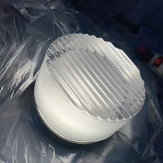 華燈惠 簡約現代LED壁燈，亞克力玻璃薯片酒窩造型，適用臥室客廳, 白色薯片款（玻璃燈罩）+砂鎳色底盤,暖光