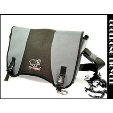 河馬牌郵差包，耐磨材質，多隔層設計，舒適背負，單車配件, 1個