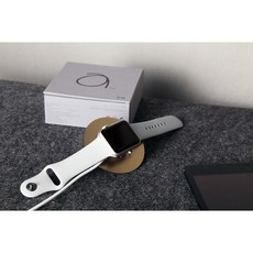 VH Co Apple Watch 充電座, 銀色