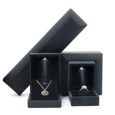 good 盒帶燈發光珠寶首飾盒收納盒手鐲手鍊項鍊飾品包裝盒, 黑色,長鏈盒, 1個