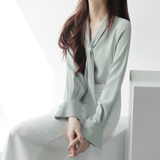 투니스 여성 무드 심플 단색 긴소매 셔츠