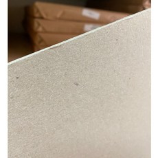 Fion 衣服內襯紙板 厚1mm 24x33cm T恤內襯用紙版/衣服內襯/勞作/厚卡/底板/厚紙板/衣服隔板/馬糞紙, 1個, 0.5mm,45張