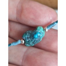 湖北原礦綠松石玉化隨形籽蠟線編織伸縮手繩, 1個