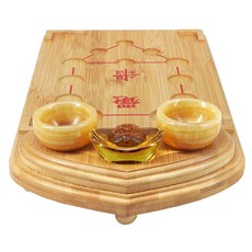 【168開運坊】供奉紫南宮金雞貔貅專用黃玉石供杯2入組搭配孟宗竹底座，特贈元寶，招財納福, 黃色, 1套