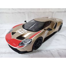 GT SPIRIT Ford GT Heritage Edition 2022 經典金色塗裝 模型, 1個