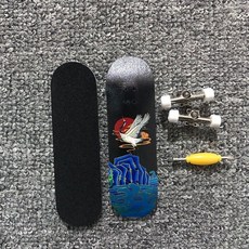 手指滑板 指尖滑板 迷你滑板 砂紙合金指尖軸承輪 新手入門 台灣出貨, 仙鶴手指滑板, 1個