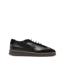 부테로 엠보스드 로고 가죽 더비 슈즈