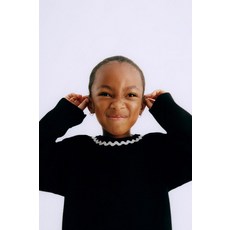 [국내발송] 자라 ZARA 물결무늬 니트 스웨터 - 블랙