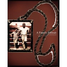 (영문도서)A Family Portrait Paperback, Xlibris Us, English, 9781450012300