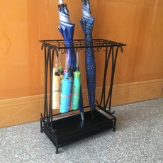 臺灣出貨 傘架傘桶 雨傘架 雨傘收納架 雨傘桶 門口放雨傘架酒店大堂家用敎室學校鐵藝雨傘收納架掛傘折疊傘架子, 60高18孔20鉤黑色, 1個