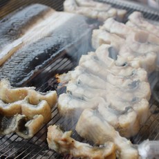 산지 제철 통영 세척 홍가리비 조개 새우구이 손질바다장어 외, 1개, 손질 바다장어1kg,장어소스1개