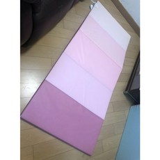 IKEA PLUFSIG 折疊式運動地墊 瑜珈墊 兒童遊戲墊 寶寶爬行墊 防碰撞 安全墊, 1個