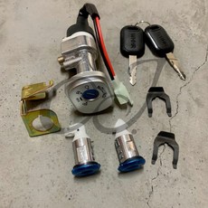 WHHR 電動車鎖頭套組, 1個