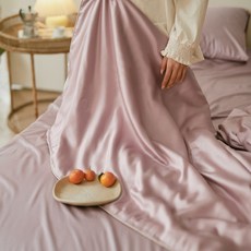 Belle Vie 60支奧地利蘭精天絲涼被【200X230cm】大尺寸薄被，法式質感素色絲滑涼感親膚萊賽爾纖維, 云紫粉, 云紫粉