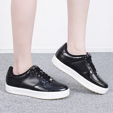 The Stylin&Premier韓國製造手工高爾夫球鞋皮革高爾夫運動鞋經典場地圓形無釘時尚