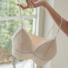少女吊帶文胸 浪漫蕾絲 美背無痕內衣