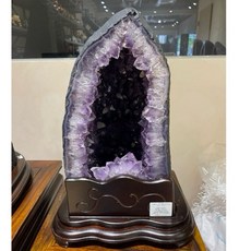 Sweet Heart 田芯精選 18.62kg 共生紫鈦 晶中晶 二次生長虎牙方解石 自帶大晶花等於有錢花 超洞深, 1個