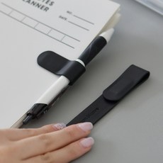 가죽 책갈피 겸 펜홀더 자석 북마크 다이어리 펜고정, 1개, 매트 블랙