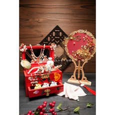 公主夢幻婚禮主題神明擺宴組：媽祖、城隍夫人、王母娘娘適用 胭脂水粉聖誕敬獻還願禮品, 1個, B.華麗紅底金邊扇款