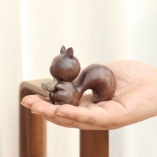 小鬆鼠黑胡桃擴香器 - 雕刻橡果殻天然擴香 創意禮品 家居車載潮流擺飾, 1個, 松鼠送精油