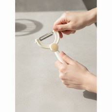 STC 만능 감자칼 필러 야채 과일 껍질 벗기기 주방 조리도구 15.5cm, 1개, 화이트