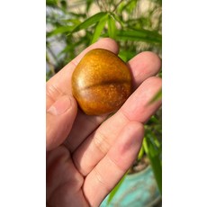 和田玉籽料黃沁原石, 如圖所示, 1個