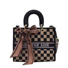 토트 포켓 여성 2021 가을 겨울 트렌드 인스토트 포켓 숄더 크로스백, 바둑판