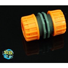 欣欣水族 W6 12/16軟管 (對接)延長接頭, 1個