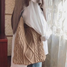 꽈베기 니트가방 핸드폰가방 여대생가방 호보백 소지품가방