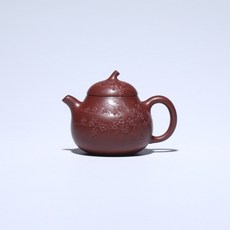 宜興紫砂壺 名家手工製作 龍血砂梅花設計, 1個, 深红色
