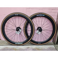 成車拆下全新品 KREX U2 DISC 碟煞 碳纖維輪組 碳纖維框 框高:50mm 送CST 28C 膚色外胎 內胎, 1個