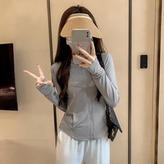 連帽防曬衣 女薄款 顯瘦 短版 瑜珈 冰絲外套 修身上衣 UPF40+