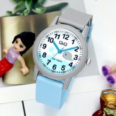 큐앤큐 아동시계 주니어 어린이시계 방수 남아 여아 유아 패션 손목 시계 초등학교 입학선물 어린이집 유치원 졸업선물 VR99J VS49J