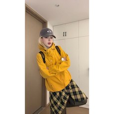防風防雨防雪衝鋒衣 - 戶外騎行登山外套 情侶款大口袋外套