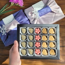 어느멋진달 [수제 한과 다식] 전통답례품 교수님 은사님선물 상견례 첫인사선물 할머니선물 외국인선물 스승의날 어버이날, (상견례)보자기20구2+쇼핑백2, 1kg, 1개