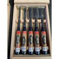 工具家達人 日本製 龍太郎 追入 打鑿 厚鑿 打鑿 鑿仔頭 鑿刀 修鑿 木工刀 雕刻 榫鑿修整 木作 包鋼 厚鑿, 5支組(木盒裝)