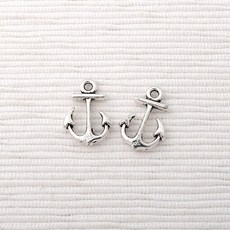비즈아이 [7082-04]메탈펜던트 엔틱미니닻 12x16mm 은엔틱 1개