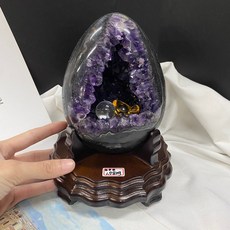 多彩瑪瑙紋稀有恐龍蛋晶洞 1.78kg 烏拉圭頂級瑪瑙紋恐龍蛋 晶洞擺件, 1個