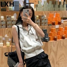 LXH精選馬甲坎肩連帽背心拉鍊設計外套休閒運動無袖時尚百搭上衣t