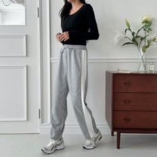 여성 와이드 트레이닝 팬츠 밴딩 루즈핏 - 편안한 조거 스타일 하의