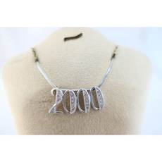 吉宏精品交流中心 19P天然鑽石 2000造型 白K金墜子, 1個