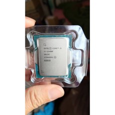 保2028全新 i5 12400F處理器，最高可達4.4Ghz，另有13400F 13500 12600 12500 12400型號可供參考，升級電腦效能首選