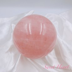Sweet Heart 田芯開運精選 現貨!!粉晶球 桃花人緣業務必備 天然中型馬達加斯加水晶球, 1個