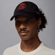 국내매장판 나이키 NIKE 파리 생제르망 조던 클럽 CB 스트럭쳐 캡(모자) (HJ0830045) 196945