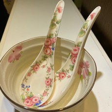 日本玫瑰圖騰耐熱湯匙, 1個