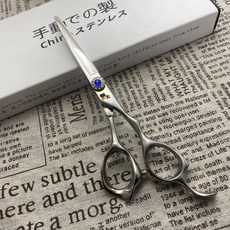 專業美髮平剪 6寸 440c 銀色手柄, 1個, 如圖所示