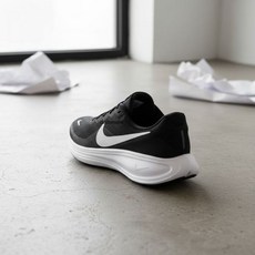 나이키 레볼루션 8 HJ9198-003 남성 러닝화 운동화