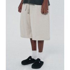 [스웨이드] WIDE SWEAT SHORTS [IVORY]